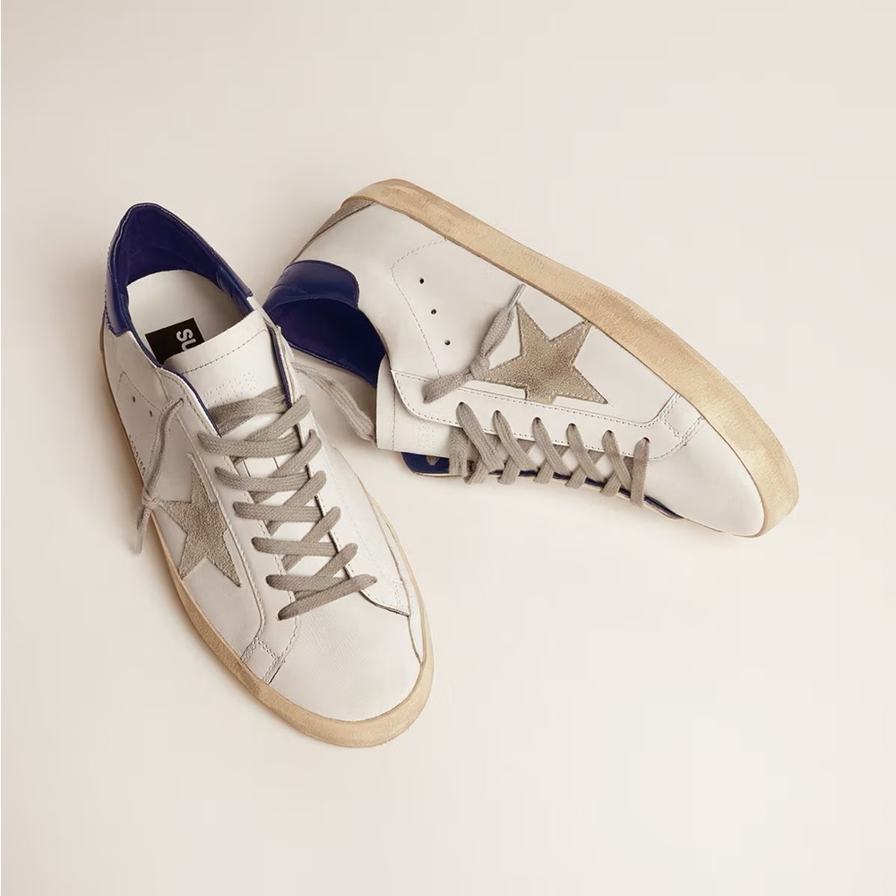 Golden Goose Super-Star sneaker w/ suede star and blue heel - M 7 / W 10 (40)